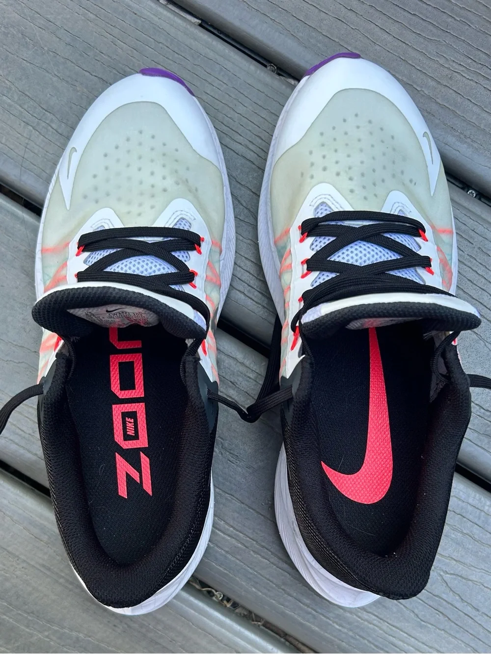 NIKE ZOOM WINFLO air zoom running shoe never worn excellent condition